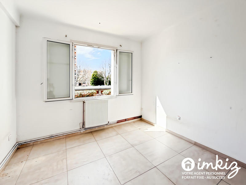 Appartement - 65 m² - 4 pièces