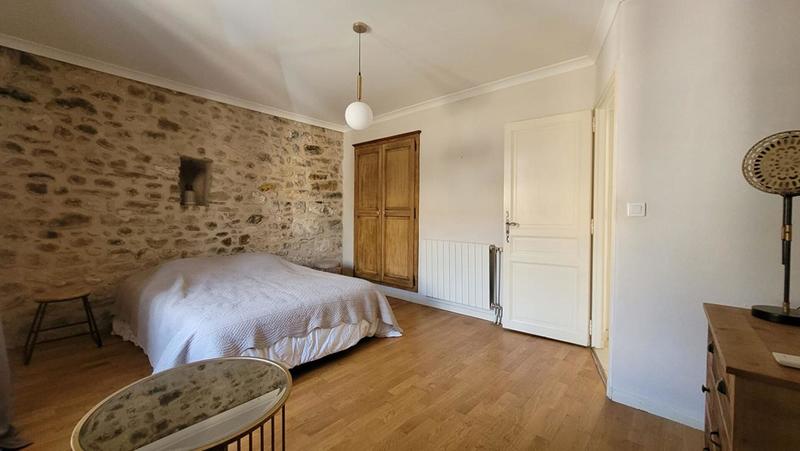 Maison - 195 m² - 8 pièces