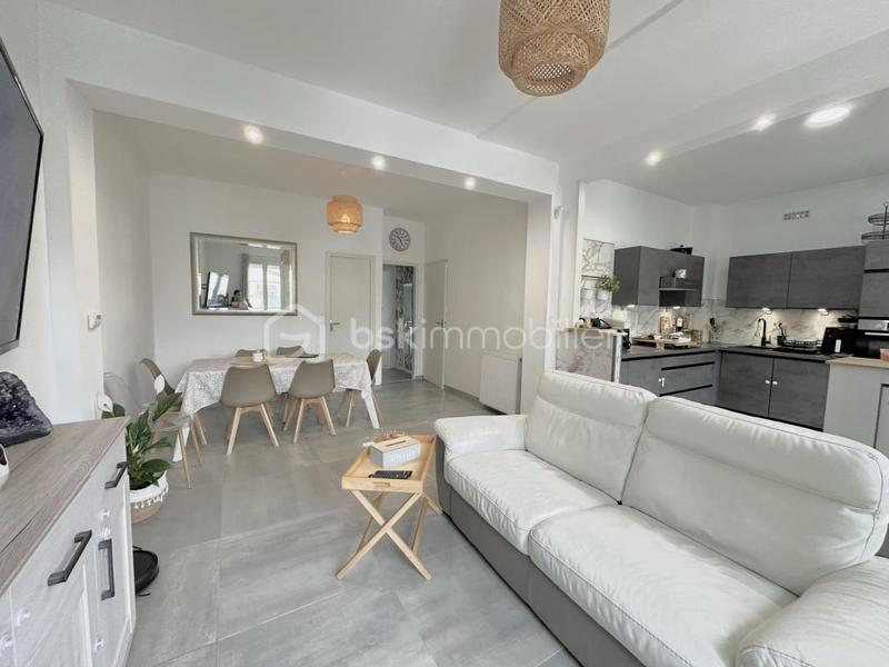 Pavillon - 100 m² - 6 pièces