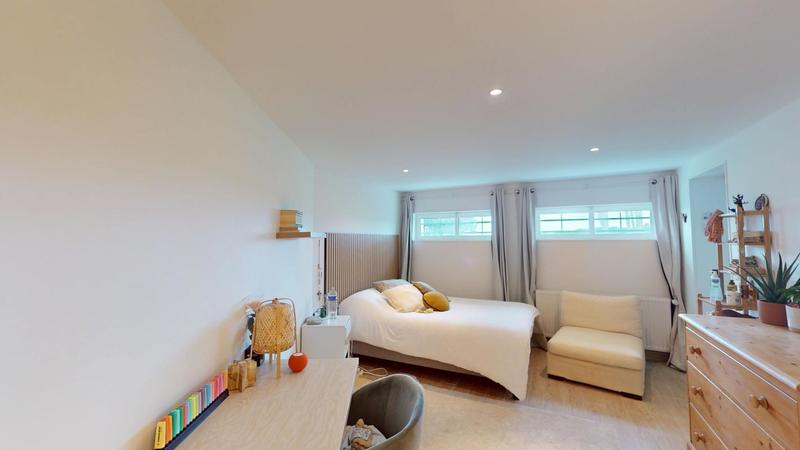 Maison traditionnelle - 276 m² - 8 pièces