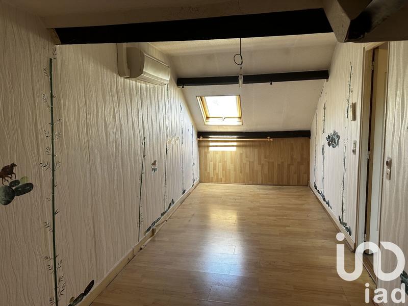 Maison - 198 m² - 10 pièces