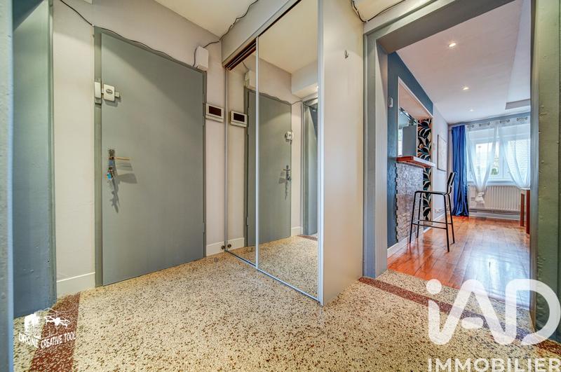 Appartement - 80 m² - 3 pièces