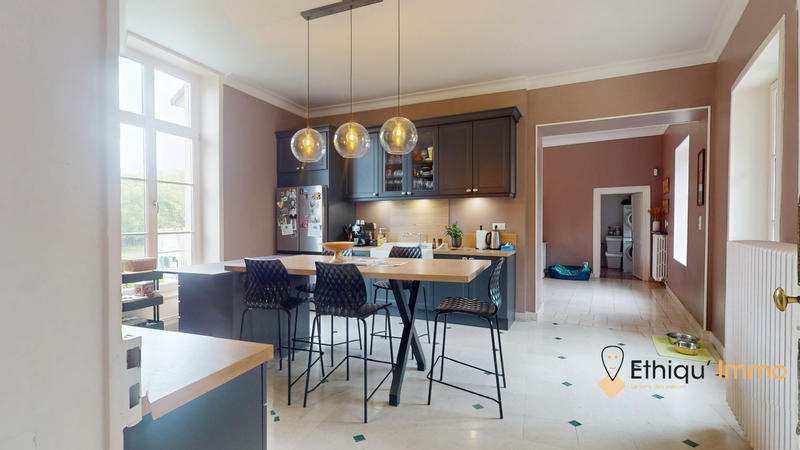 Manoir - 347 m² - 6 pièces