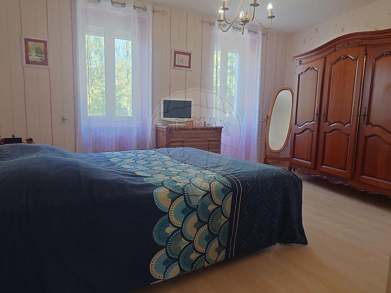 Maison de village - 137 m² - 6 pièces