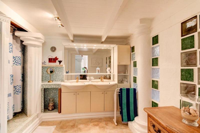 Demeure - 110 m² - 5 pièces