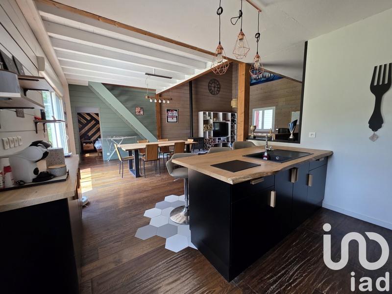 Maison - 159 m² - 6 pièces