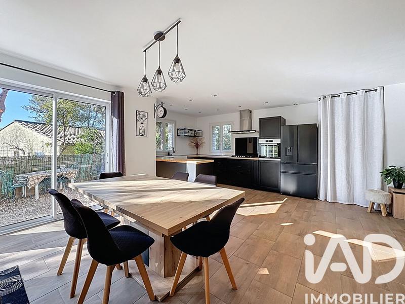 Maison - 90 m² - 4 pièces