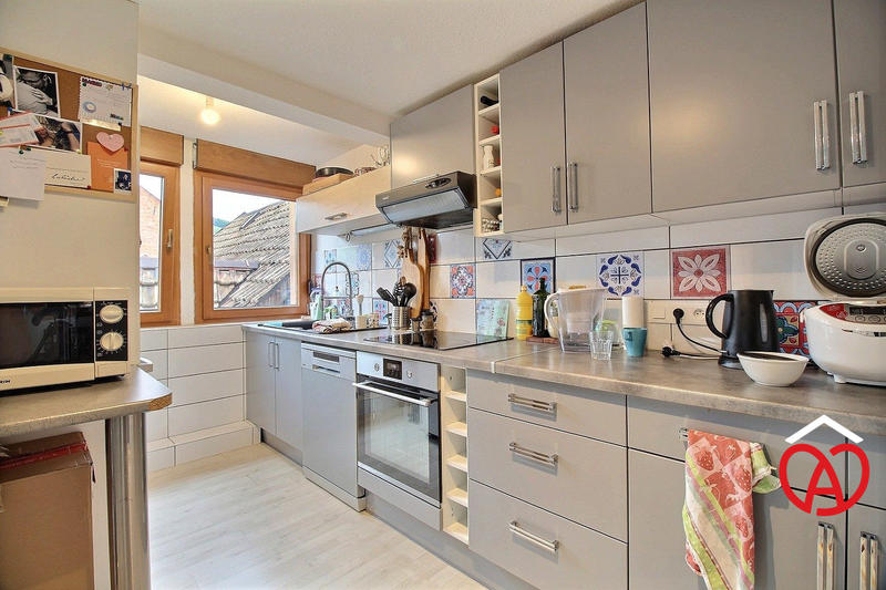 Appartement - 84 m² - 4 pièces