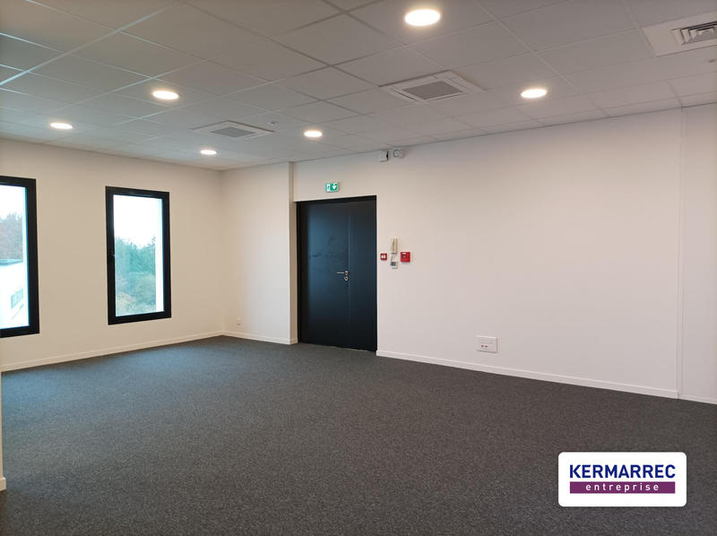 Bureau - 153 m² - 5 pièces