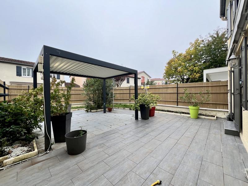 Maison - 105 m² - 7 pièces