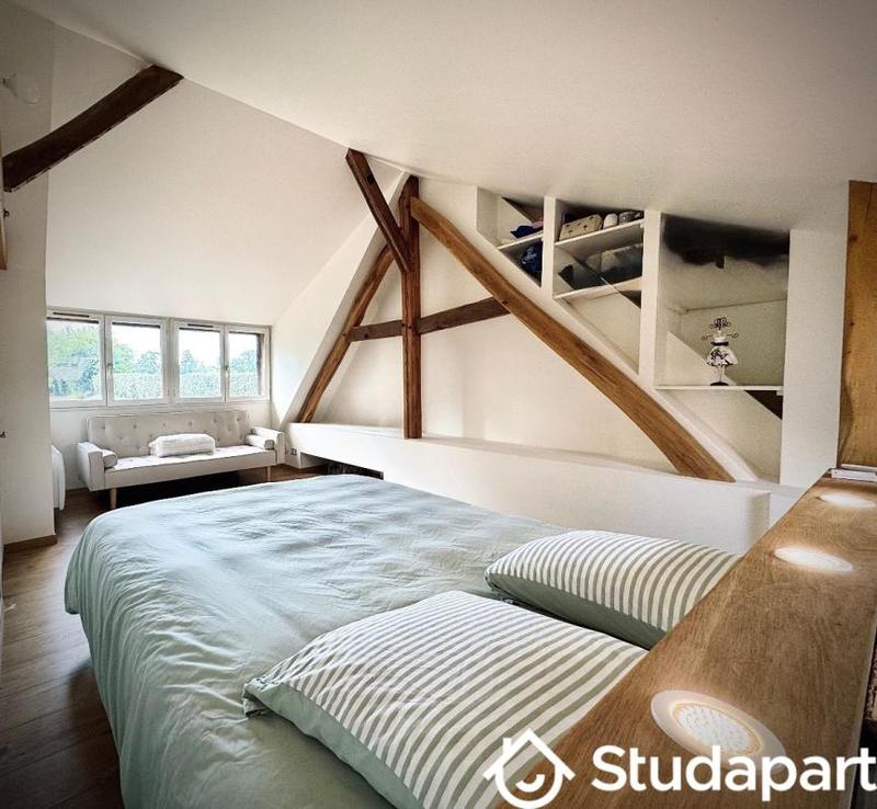 Chambre - 15 m² - 1 pièce