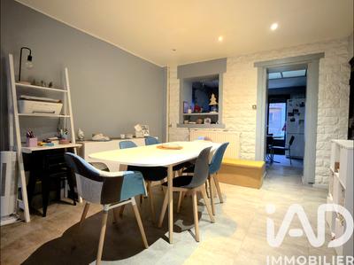 Maison - 88 m² - 4 pièces