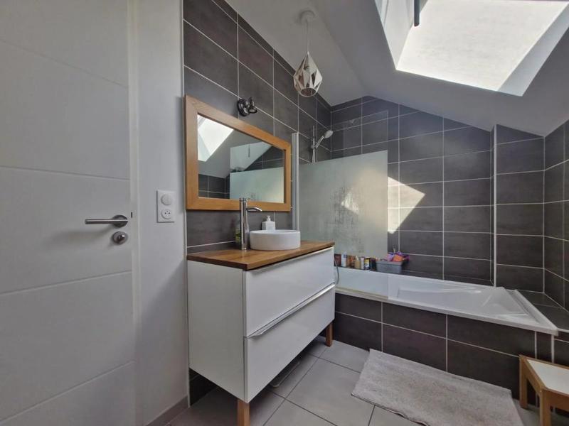 Maison - 101 m² - 4 pièces