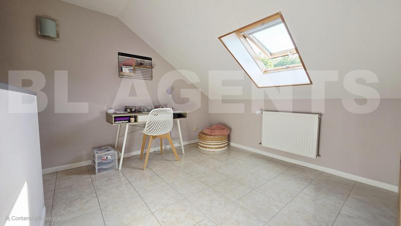 Maison - 163 m² - 7 pièces