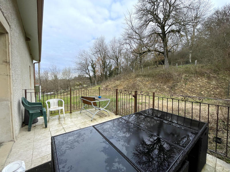 Maison - 275 m² - 7 pièces