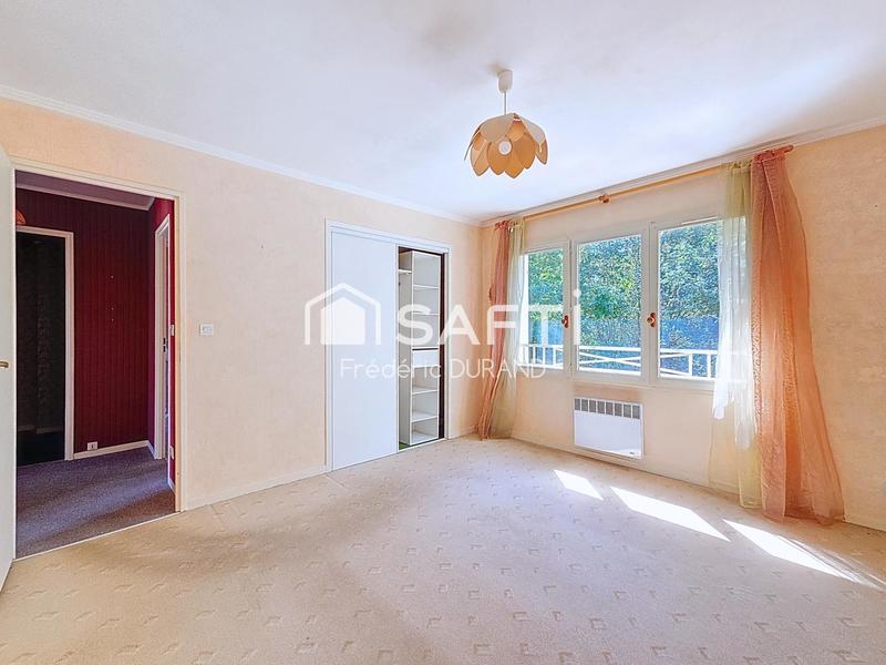 Maison - 94 m² - 5 pièces