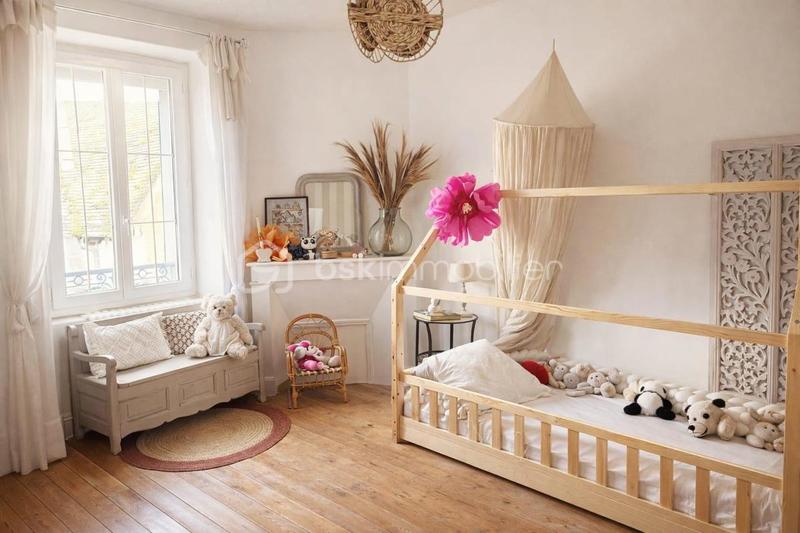 Maison - 111 m² - 5 pièces