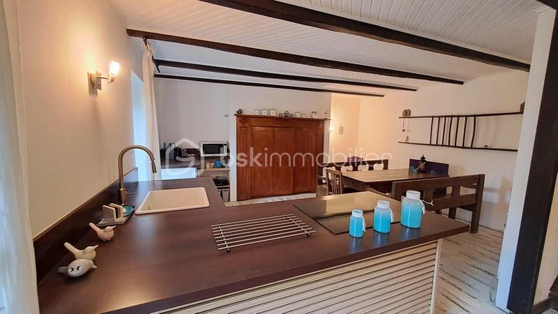 Maison en pierre - 79 m² - 3 pièces