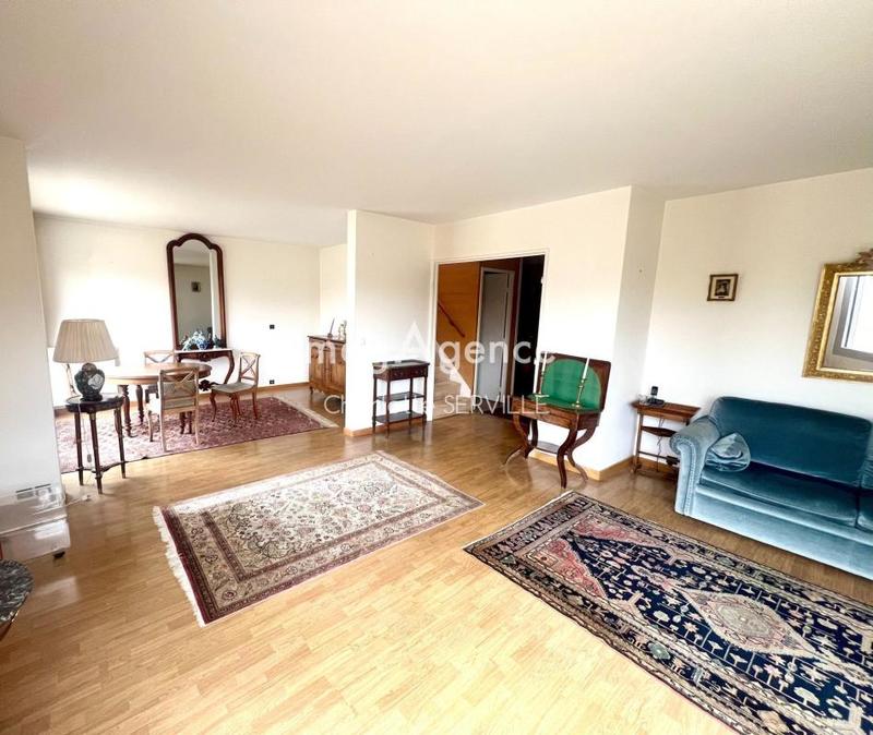 Appartement - 98 m² - 4 pièces