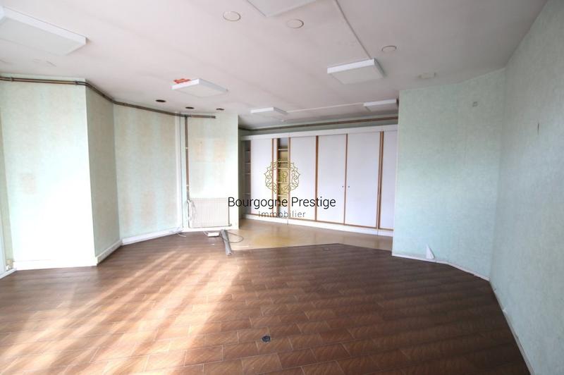 Local commercial - 134 m²