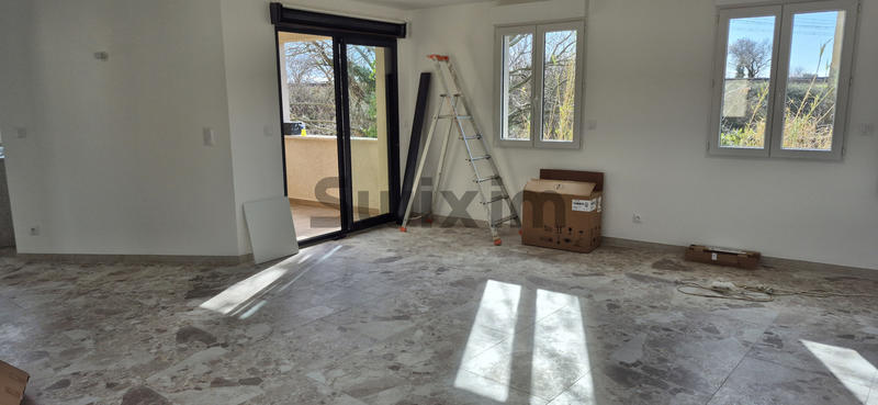 Appartement - 75 m² - 3 pièces