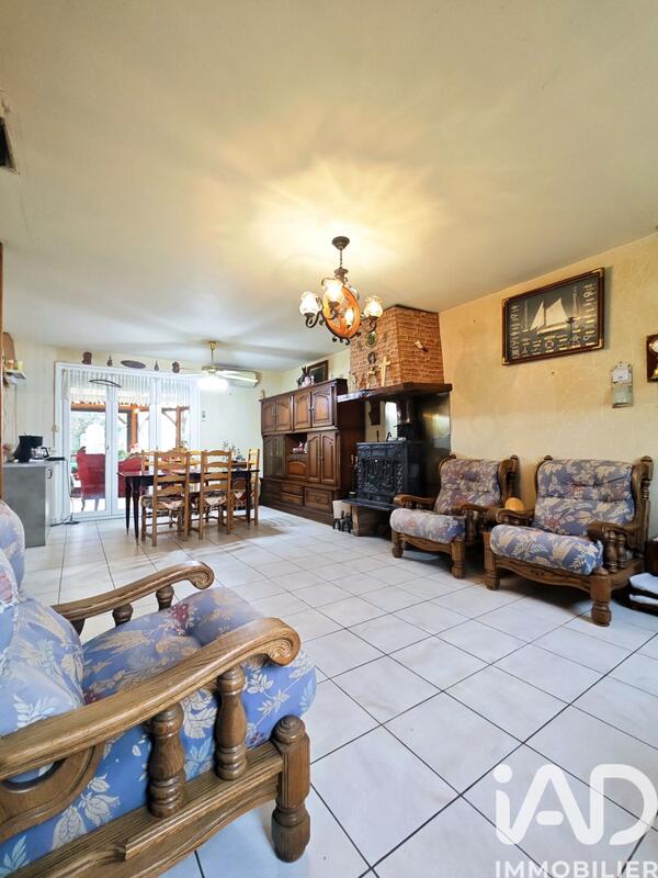 Maison - 91 m² - 5 pièces