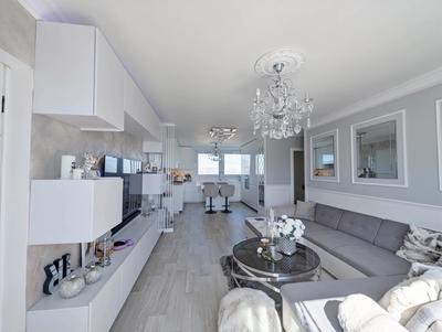 Appartement - 96 m² - 5 pièces