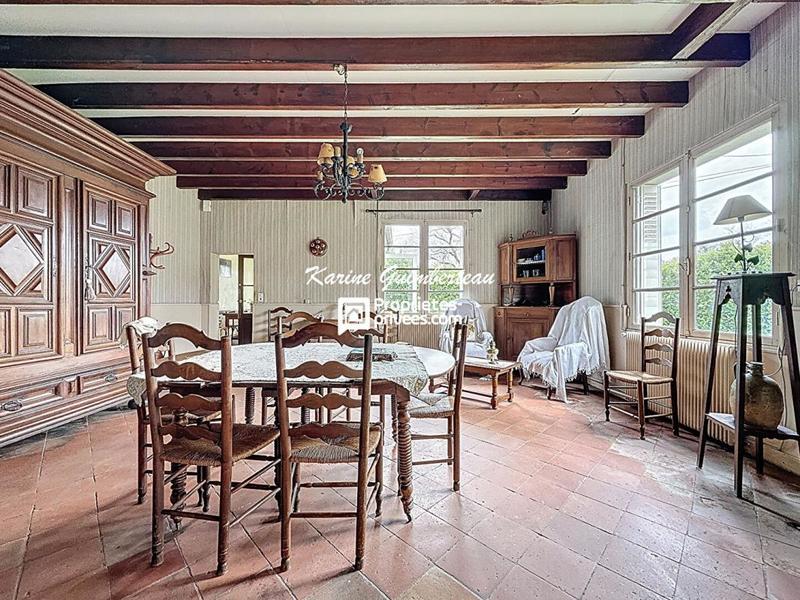 Maison - 140 m² - 5 pièces