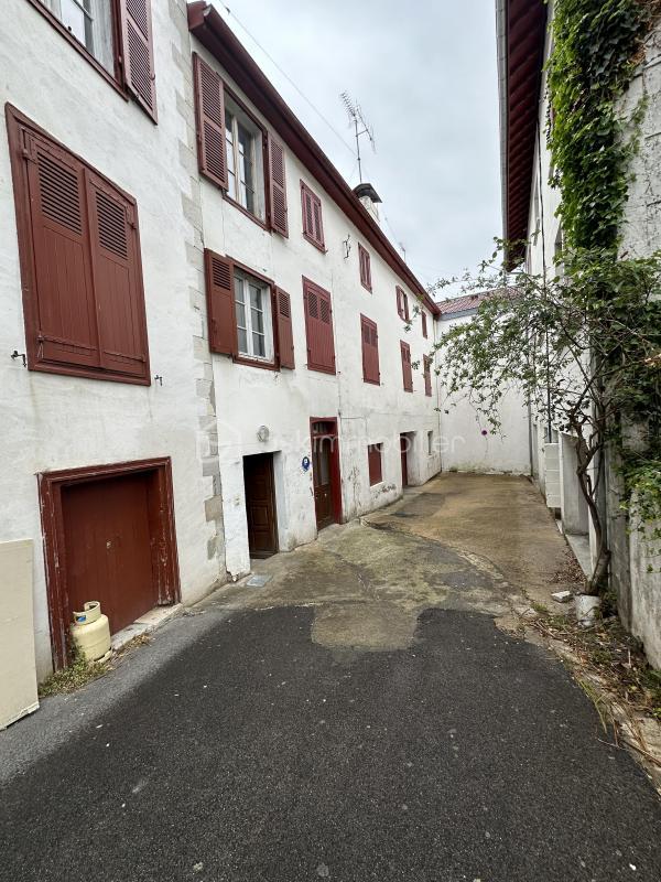 Maison ancienne - 113 m² - 6 pièces