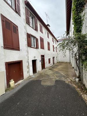 Maison ancienne - 113 m² - 6 pièces