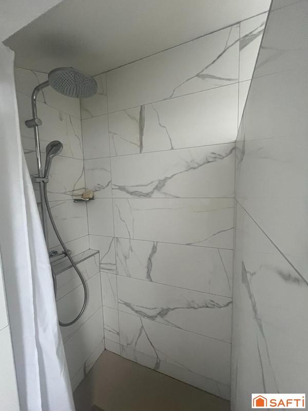 Villa - 200 m² - 6 pièces