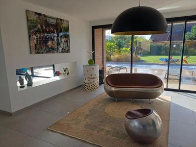 Maison d'architecte - 250 m² - 6 pièces