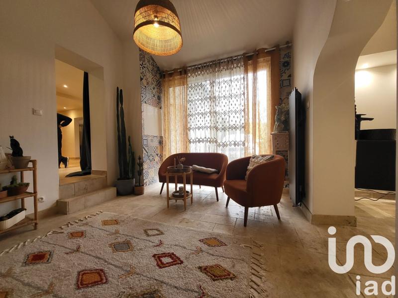 Maison - 209 m² - 4 pièces