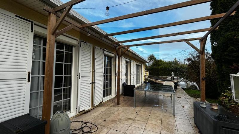 Maison - 94 m² - 4 pièces