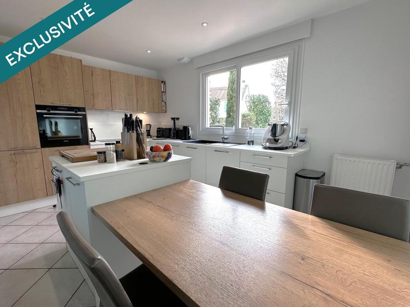 Maison - 178 m² - 8 pièces