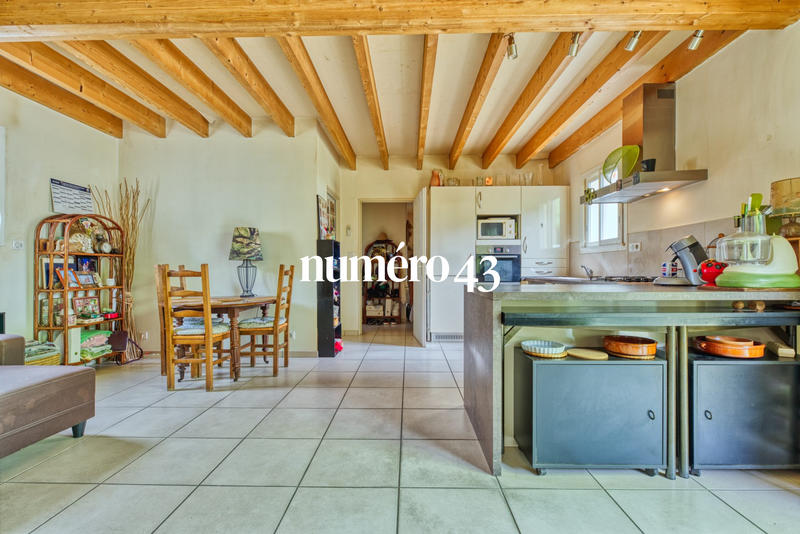 Maison - 100 m² - 4 pièces