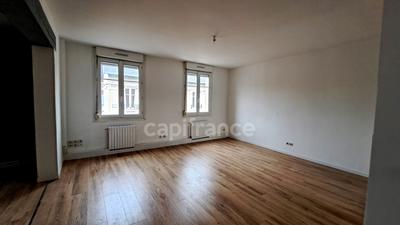 Appartement - 117 m² - 6 pièces