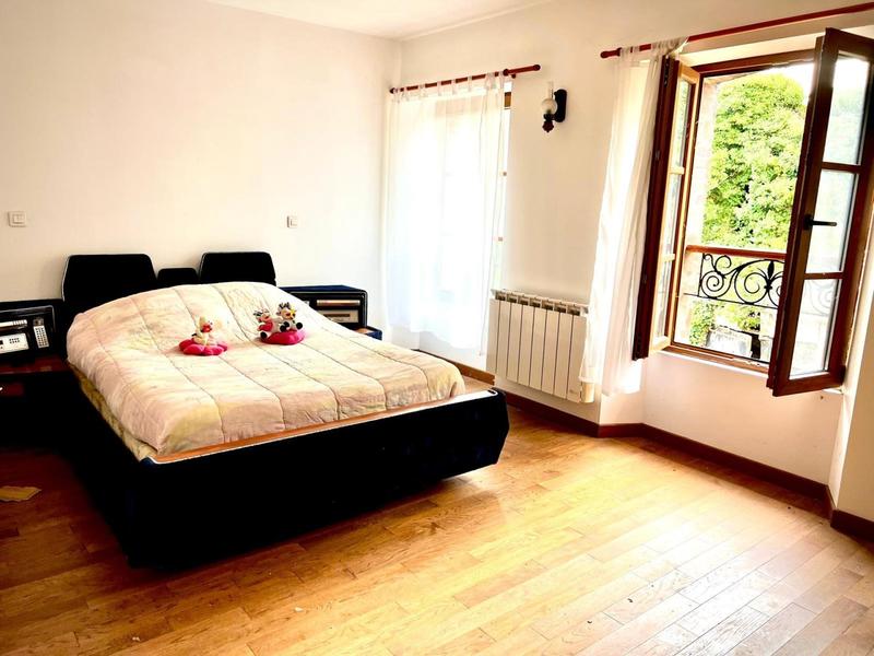 Maison - 148 m² - 6 pièces