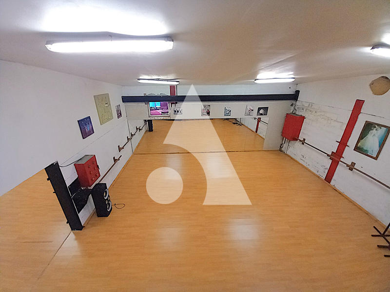 Local commercial - 435 m²