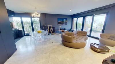 Appartement - 100 m² - 4 pièces