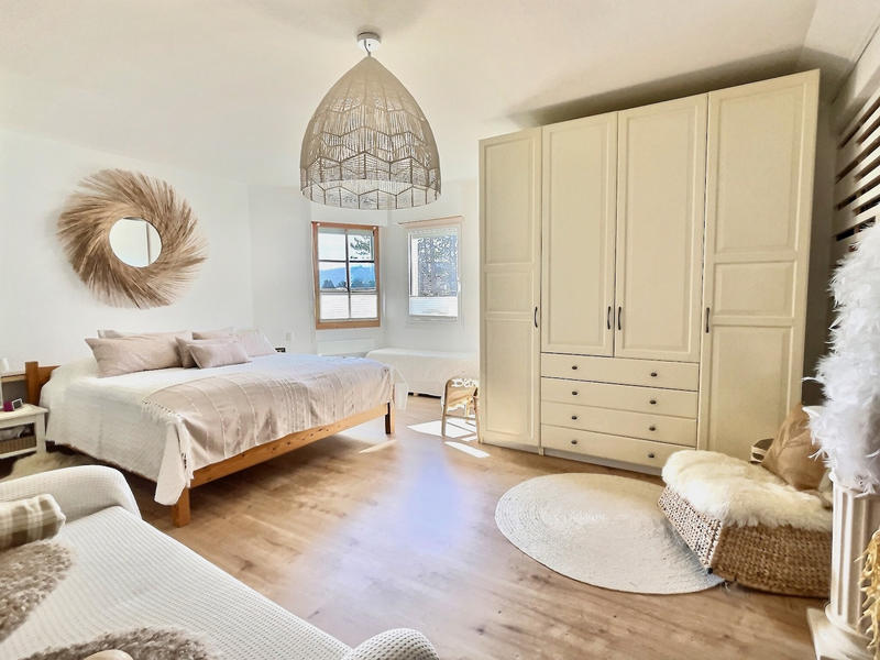 Maison - 180 m² - 6 pièces