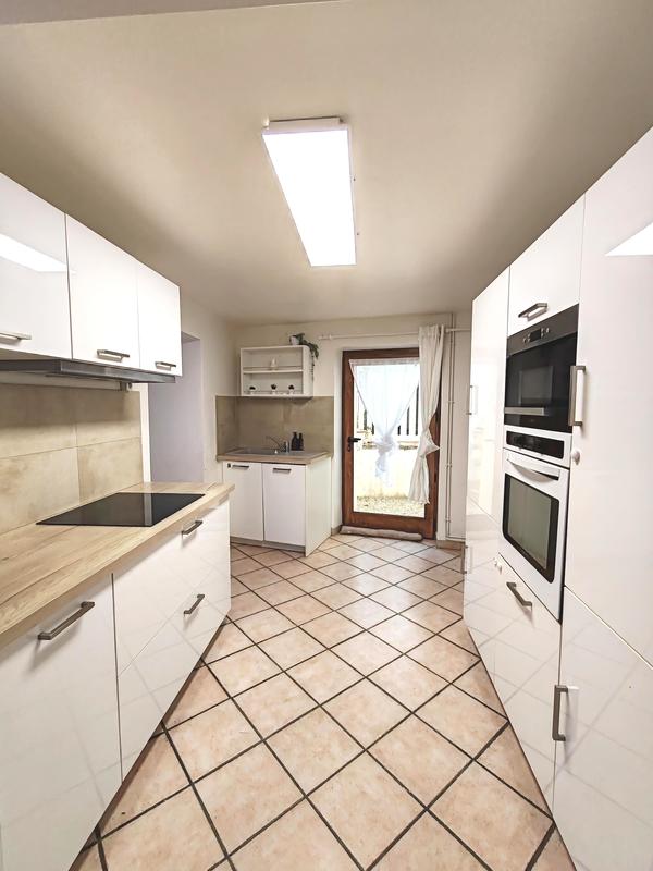 Appartement - 90 m² - 4 pièces