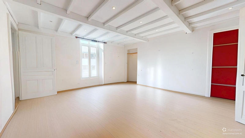 Appartement - 144 m² - 5 pièces