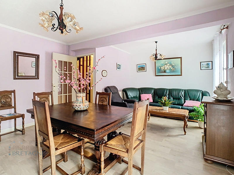 Maison - 105 m² - 6 pièces