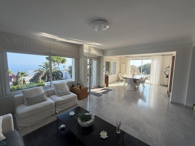 Villa - 370 m² - 7 pièces