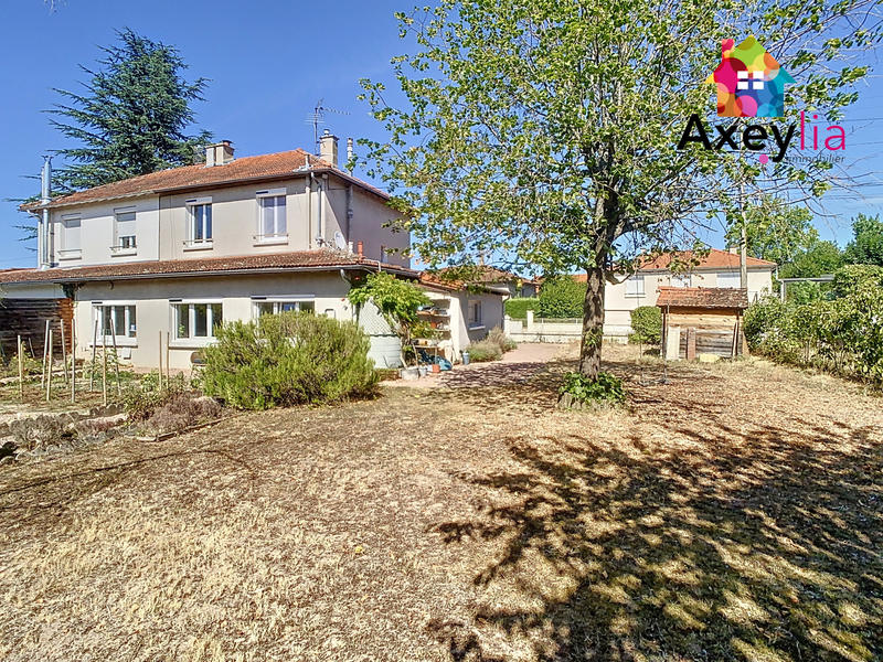 Maison - 96 m² - 5 pièces