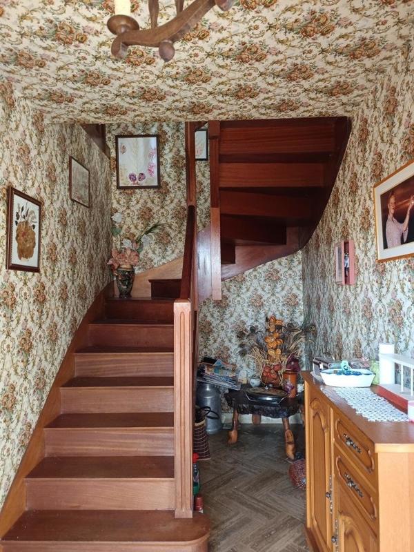 Maison - 110 m² - 7 pièces