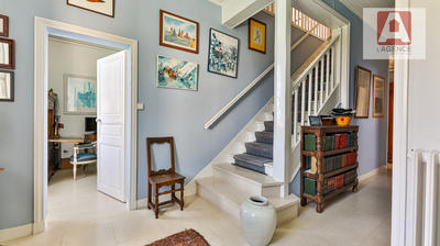 Maison - 178 m² - 8 pièces