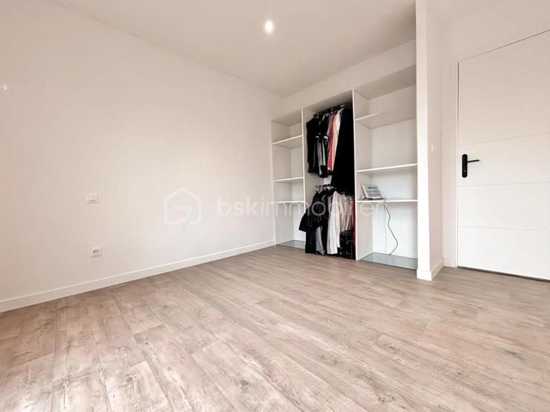 Pavillon - 125 m² - 5 pièces