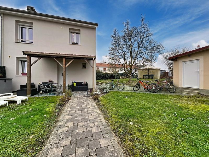 Maison - 84 m² - 4 pièces